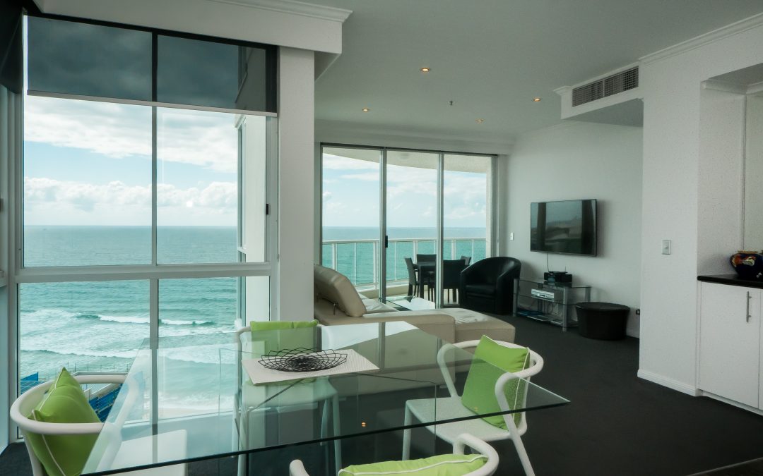 Unbeatable Ocean View Holiday Apartments On the Gold Coastâ€™s Main Beach